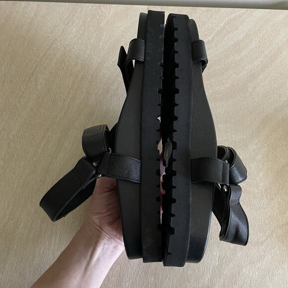 Good Man Leather Sandals - Picture 3 of 8